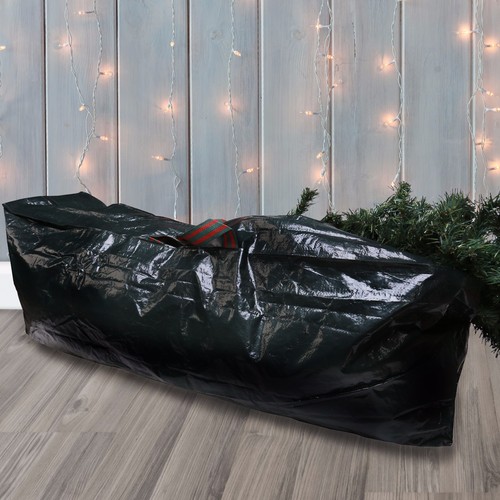 Large zip christmas tree - up,